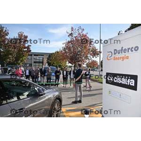 Foto Manzoni Tiziano/LaPresse 28-10-2022 Bergamo Italia - Cronaca - inaugurazione sul futuro della mobilità siglato da CISALFA SPORT e DUFERCO ENERGIA, in collaborazione con Bonaldi Gruppo Eurocar Italia Andrea Saccogna, Sindaco di Curno.