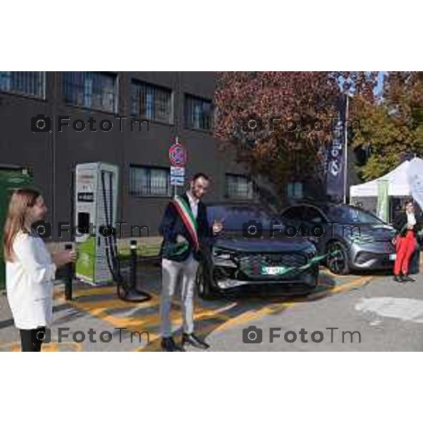 Foto Manzoni Tiziano/LaPresse 28-10-2022 Bergamo Italia - Cronaca - inaugurazione sul futuro della mobilità siglato da CISALFA SPORT e DUFERCO ENERGIA, in collaborazione con Bonaldi Gruppo Eurocar Italia Andrea Saccogna, Sindaco di Curno.