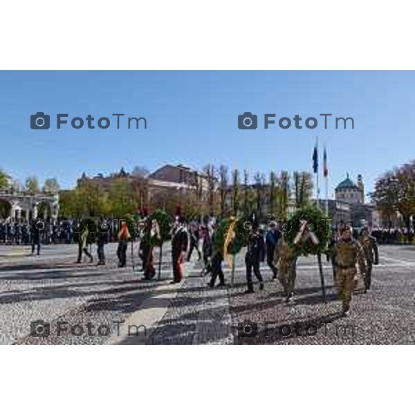 Foto Manzoni Tiziano/LaPresse 4-11-2022 Bergamo Italia - Cronaca - 4 Novembre 1918-2022 Bergamo celebra la giornata dell\'Unità Nazionale e delle Forze Armate