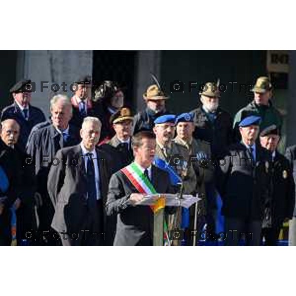 Foto Manzoni Tiziano/LaPresse 4-11-2022 Bergamo Italia - Cronaca - 4 Novembre 1918-2022 Bergamo celebra la giornata dell\'Unità Nazionale e delle Forze Armate