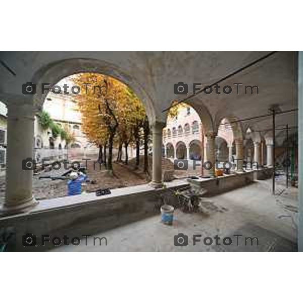 Foto Manzoni Tiziano/LaPresse 16-11-2022 Bergamo Italia - Cronaca - la visita al cantiere dell\'ex Hotel Commercio di via T. Tasso