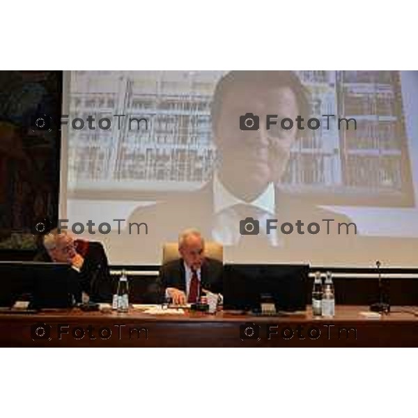 Tiziano Manzoni/LaPresse 18.11- 2022 Bergamo, Italia Cronaca Dario Di Vico, giornalista Corriere della Sera, durante il quale interverranno Francesco Giavazzi, professore emerito Università Bocconi, e Marco Mazzucchelli, presidente Secofind Sim, e PNRR: