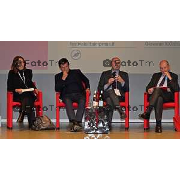 Foto Manzoni Tiziano/LaPresse 19-11-2022 Bergamo Italia - Cronaca - Bergamo Festival città impresa Con Gori e e Orsina da sx Alessandra Sardoni, giornalista La7 Giorgio Gori, sindaco di Bergamo Giovanni Orsina, direttore Luiss School of Government ed editorialista La Stampa Nando Pagnoncelli, presidente Ipsos