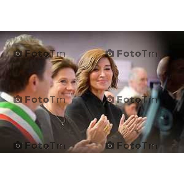 Foto Manzoni Tiziano/LaPresse 21-11-2022 Bergamo Italia - Cronaca - la cerimonia di inaugurazione dell’anno accademico dell’Università degli studi di Bergamo. Ministro dell’Università e della Ricerca, Anna Maria Bernini. con Alessandra Gallone e Gori