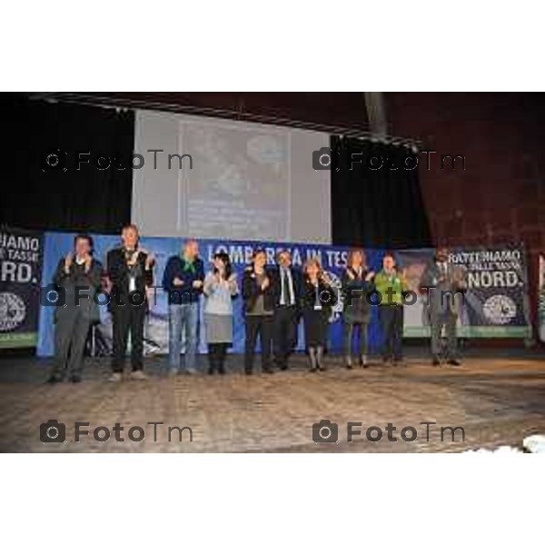 Ponte San Pietro BG Maroni e i candidati della lista per maroni Fotogramma Bergamo-Tiziano Manzoni