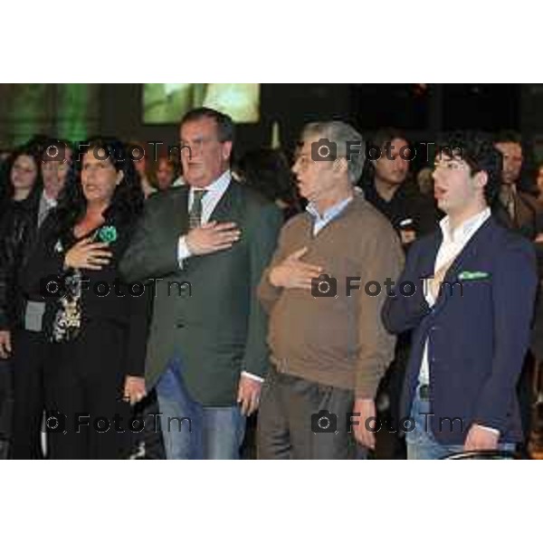 Festa del 25° anno di lega nord a Bergamo nella foto da sx verso dx Rosy Mauro Roberto Calderoli Umberto Bossi e il figlio Renzo Bossi detto il Trota Tiziano Manzoni / Foptogramma Bergamo