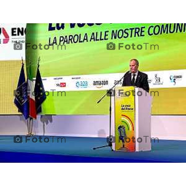 Foto Manzoni Tiziano/LaPresse 23-11- 2022 Bergamo Italia - Cronaca - Bergamo convegno assemblea ANCI Calderoli Roberto con moderatore Mentana