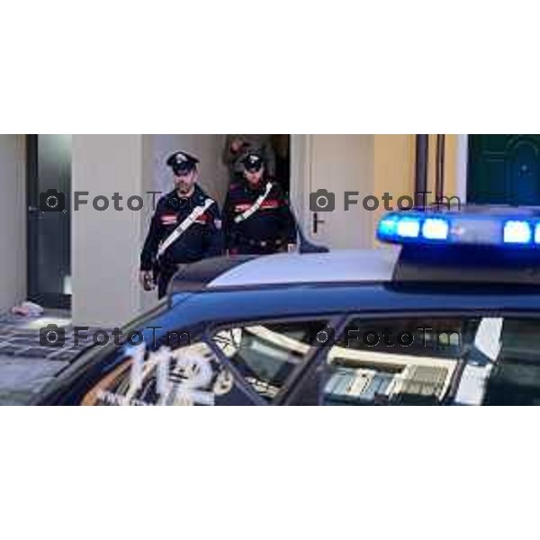 Foto Manzoni Tiziano/LaPresse 26-11-2022 Bergamo Italia - Cronaca - Morengo Bg bassa Bergamasca Omicidio di Ernest Emperor Mohamed i carabinieri intervenuti per le indagini