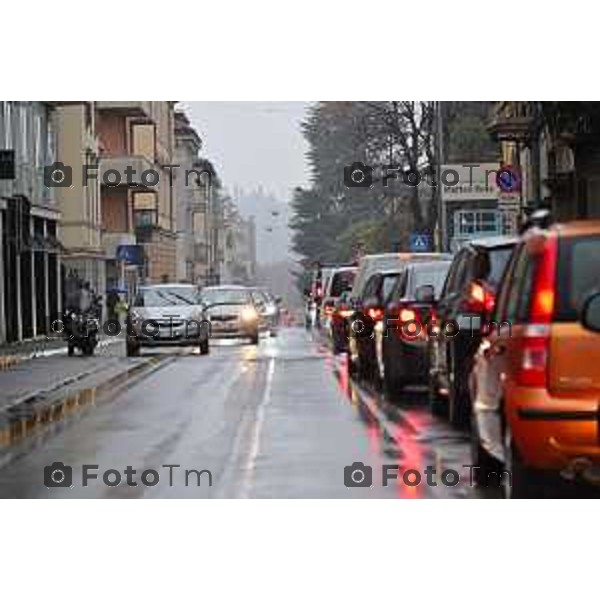 Tiziano Manzoni/LaPresse 17-01- 2023 Bergamo, Italia Cronaca Bergamo BergamoTraffico e preparativi per il via a Bg e Bs capitale della Cultura