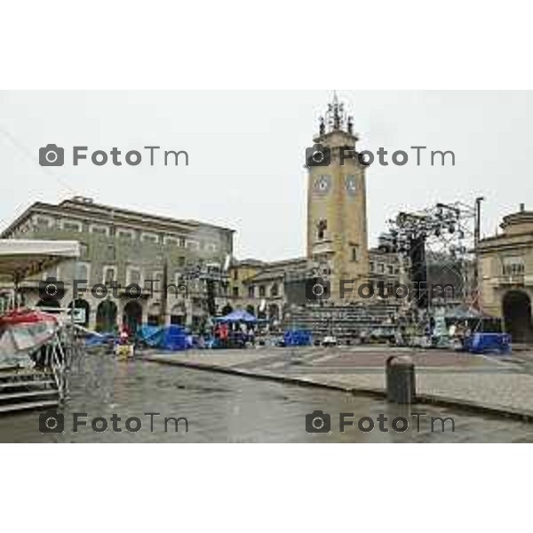 Foto Tiziano Manzoni/LaPresse Bergamo Italia Cronaca Bergamo preparazione palco inaugurazione Bergamo Brescia capitale cultura