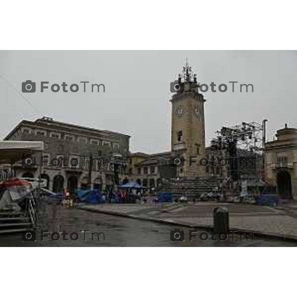 Foto Tiziano Manzoni/LaPresse Bergamo Italia Cronaca Bergamo preparazione palco inaugurazione Bergamo Brescia capitale cultura