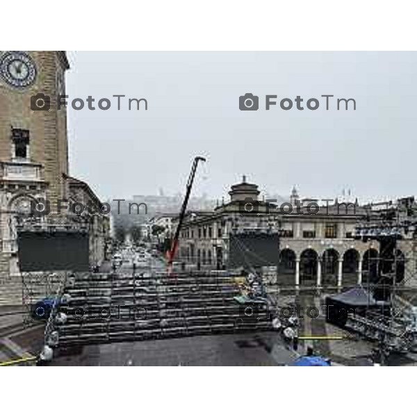 Foto Tiziano Manzoni/LaPresse Bergamo Italia Cronaca Bergamo preparazione palco inaugurazione Bergamo Brescia capitale cultura