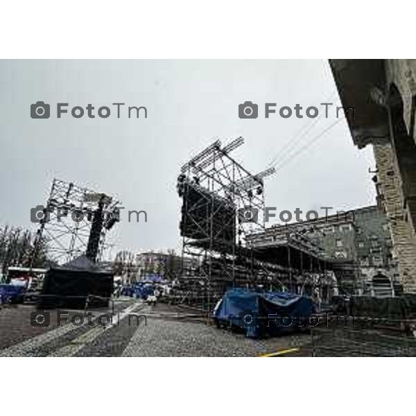 Foto Tiziano Manzoni/LaPresse Bergamo Italia Cronaca Bergamo preparazione palco inaugurazione Bergamo Brescia capitale cultura