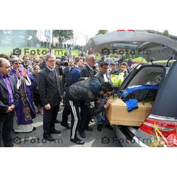 Funerali Piermario Morosini foto Tiziano Manzoni Fotogramma Bergamo