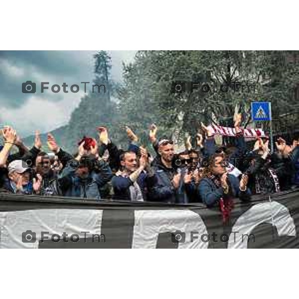 Funerali Piermario Morosini foto Tiziano Manzoni Fotogramma Bergamo