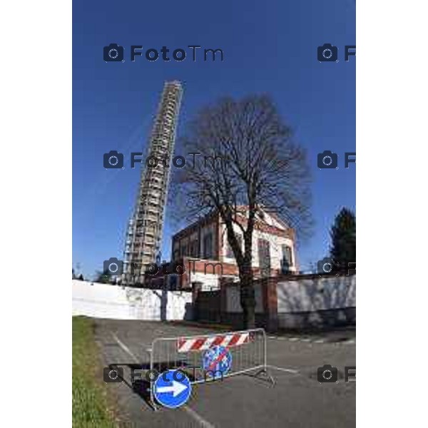 Villaggio Crespi d\'Adda, Patrimonio Unesco nella foto: lavori percassi nuovo centro direzionale