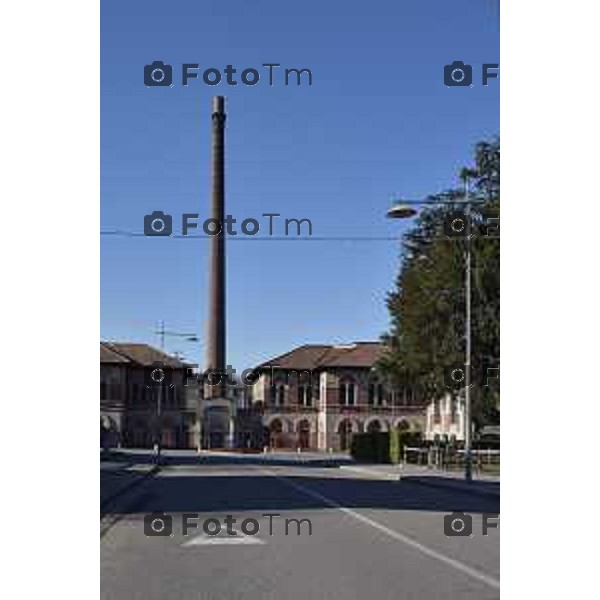 Villaggio Crespi d\'Adda, Patrimonio Unesco nella foto: l\'ex legler