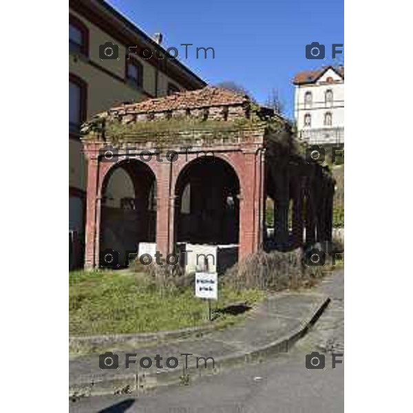 Villaggio Crespi d\'Adda, Patrimonio Unesco nella foto: IL LAVATOIO ABBANDONATO