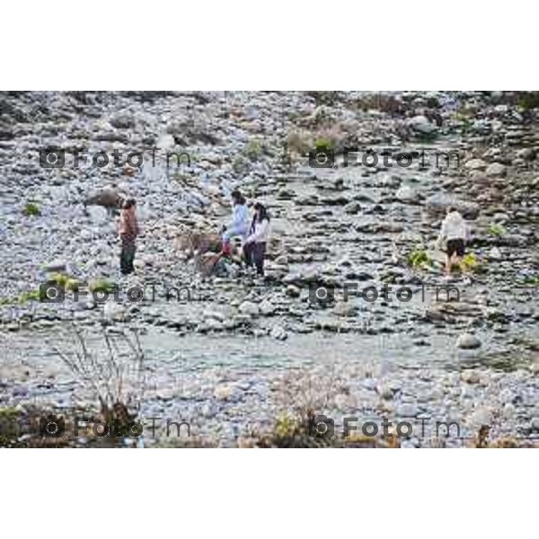 Tiziano Manzoni/LaPresse 18-02- 2023 Bergamo, Italia Cronaca Bergamo Fiume Brembo con livello basso di acqua a febbraio 23 il fiume visto all\'altezza di Treviolo