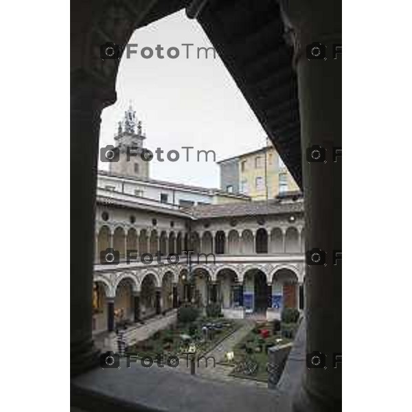 Conferenza stampa di inaugurazione della mostra "The Last Drop" del fotografo Fabrizio Spucches per Fondazione CESVI al chiostro di Santa Marta. Interventi del sindaco Giorgio Gori, dell’assessore alla cultura Nadia Ghisalberti, del direttore generale Lombardia di Intesa Sanpaolo Gianluigi Venturini, della presidente di Fondazione CESVI Gloria Zavatta e del fotografo Fabrizio Spucches. Bergamo, 24 febbraio 2023.