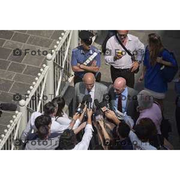 Bergamo Tribunale esterno udienza in corte d\'assisi Bossetti omicidio Yara Gambirasio nella foto Claudio Salvagni e Paolo Camporini