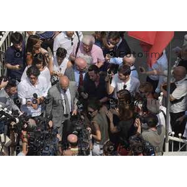 Bergamo Tribunale esterno udienza in corte d\'assisi Bossetti omicidio Yara Gambirasio nella foto Claudio Salvagni e Paolo Camporini