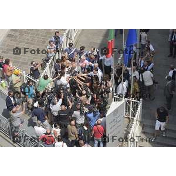 Bergamo Tribunale esterno udienza in corte d\'assisi Bossetti omicidio Yara Gambirasio nella foto Claudio Salvagni e Paolo Camporini