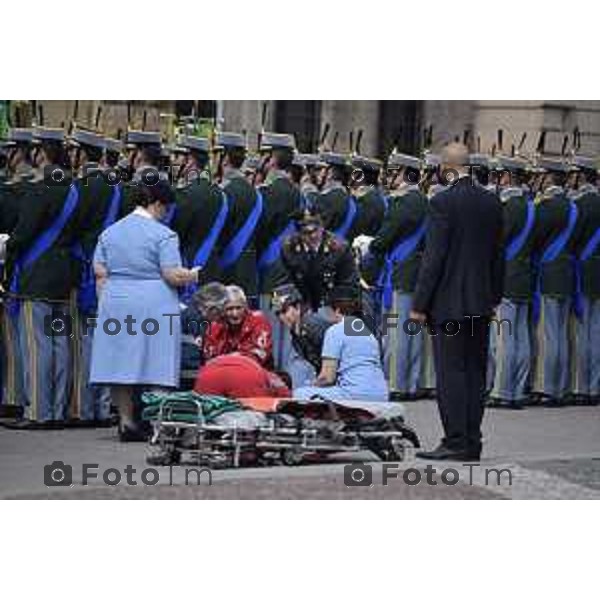 Bergamo Giuramento cadetti Accademia Guardia di Finanza con la presenza del ministro Padoan Pier Carlo