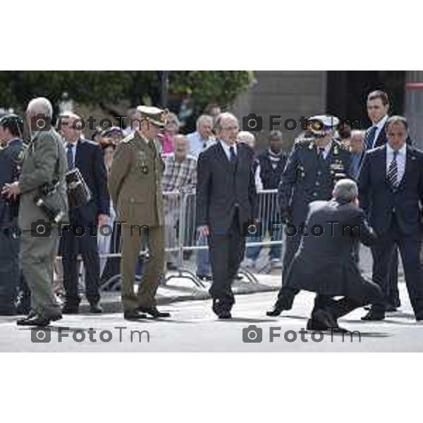 Bergamo Giuramento cadetti Accademia Guardia di Finanza con la presenza del ministro Padoan Pier Carlo