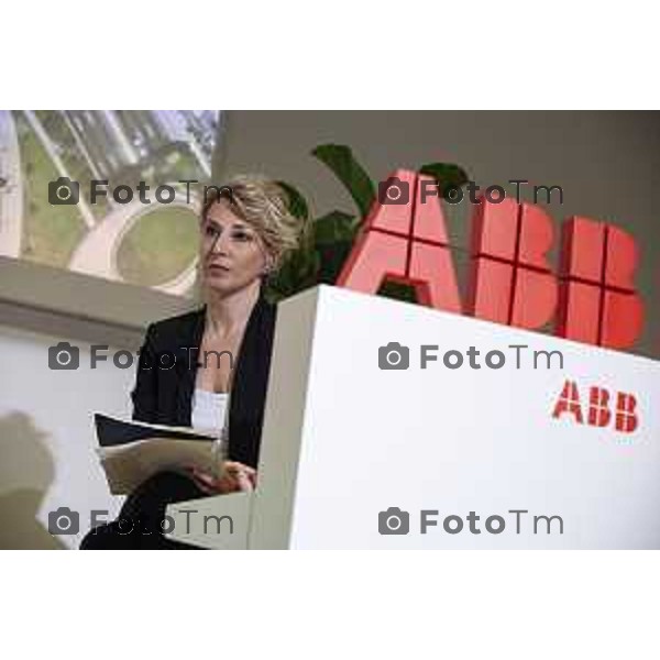 Live Talk ABB «Raccontiamo la città sostenibile. Per un’evoluzione dello spazio urbano.» Lavinia Spingardi (Sky TG24). Bergamo, 22 febbraio 2023.