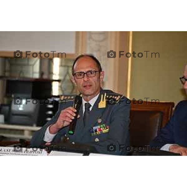 Foto Manzoni Tiziano/LaPresse 22.03-2023Bergamo Italia - Cronaca - Palazzo della Provincia, Pasquale Gandolfi e comandnate gdf Marco Filipponi firmano il Protocollo di intesa vigilanza riguardante le opere pubbliche, i servizi e gli incentivi connessi alla realizzazione del PNRR.