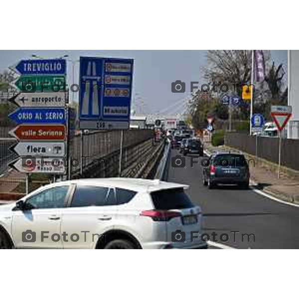 Foto Manzoni Tiziano/LaPresse 22-03-2023Bergamo Italia - Cronaca - Bergamo tangenziale e asse interurbano congestionato code traffico per lavori