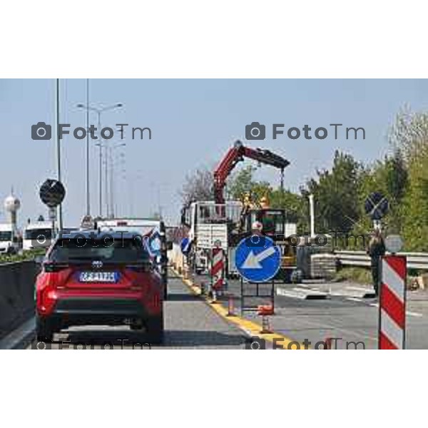 Foto Manzoni Tiziano/LaPresse 22-03-2023Bergamo Italia - Cronaca - Bergamo tangenziale e asse interurbano congestionato code traffico per lavori