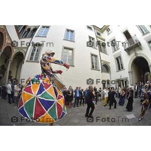 Bergamo Museo Bernareggi Mostra e compleanno Trento Longaretti per i suoi 100 anni