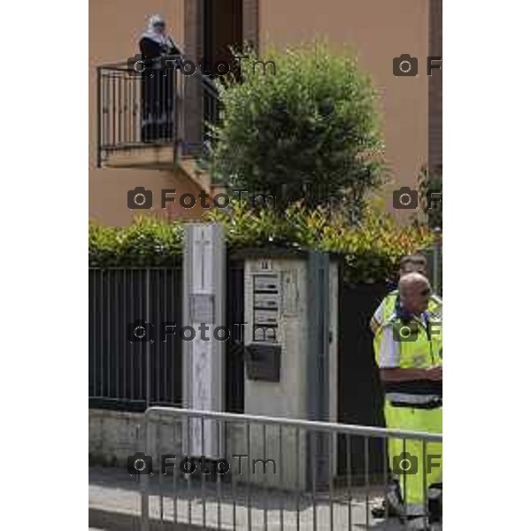 Solza Aperta la camera ardente Maria Riboli paese in lutto nella foto il complesso dove è allesita la camera ardente diversi vicini di maria erano di religione musulmana