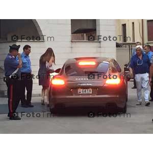 Bergamo Tribunale, Sentenza Processo Massimo Giuseppe Bosetti nella foto l\'uscita dal tribunale con la Porsche Panamera di Denti