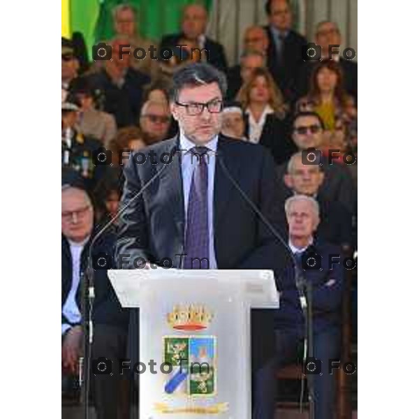 Foto Manzoni Tiziano/LaPresse 25-03-2023Bergamo Italia - Cronaca - Bergamo Accademia della Guardia di Finanza cerimonia di giuramento Allievi ufficiali del 122° Corso \'Val d\'Astico IV\' Ministro Economia Giorgetti