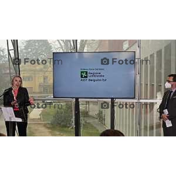 Foto Manzoni Tiziano/LaPresse 30-03-2023Bergamo Italia - Cronaca - assessori Regione Lombardia, Claudia Maria Terzi (Infrastrutture e Opere pubbliche) e Paolo Franco (Casa e Housing sociale), , all\'ospedale \'Bolognini\' di Seriate (Bergamo),