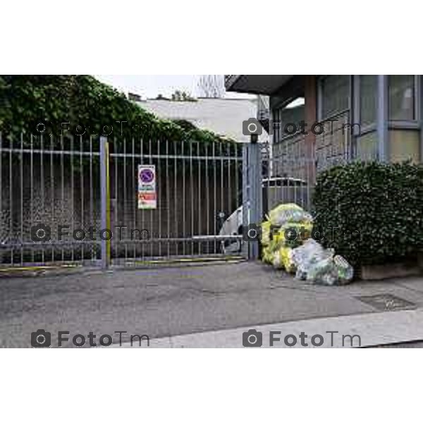 Foto Manzoni Tiziano/LaPresse 31-03-2023Bergamo Italia - Cronaca - Bergamo raccolta differenziata rifiuti immondizia