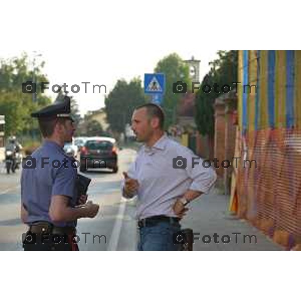 Bariano (BG) rapina a mano armata con ostaggio alla farmacia Maffeis nella foto la farmacia e il figlio del titolare Mauro Maffeis che ha inseguito il ladro con i carabinieri per illustrare la dinamica Fotogramma Bergamo-Tiziano Manzoni