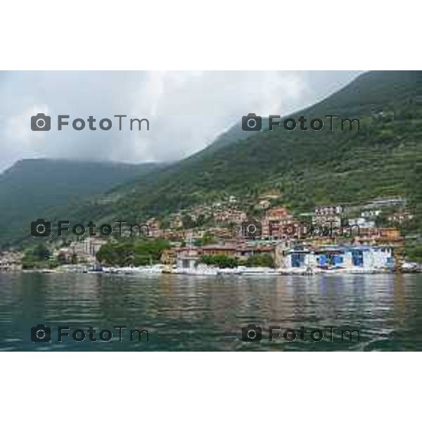 Foto Manzoni Tiziano Bergamo Italia - Cronaca - Bergamo Lago D\'Iseo Sebino Bergamo Predore