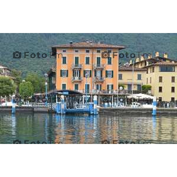 Foto Manzoni Tiziano Bergamo Italia - Cronaca - Bergamo Lago D\'Iseo >Sebino Bergamo e Brescia Iseo,