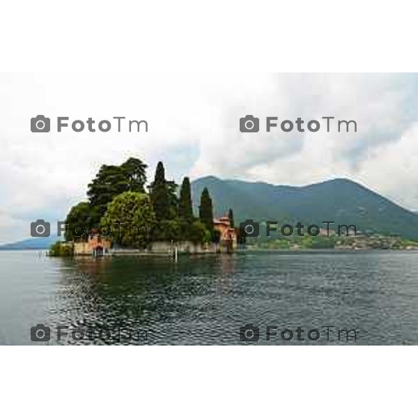 Foto Manzoni Tiziano Bergamo Italia - Cronaca - Bergamo Lago D\'Iseo Isola di Loreto