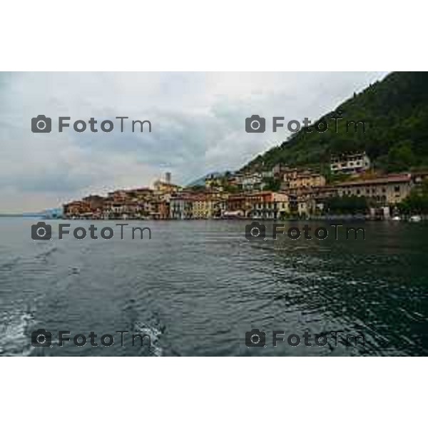 Foto Manzoni Tiziano Bergamo Italia - Cronaca - Bergamo Lago D\'Iseo Sebino Bergamo Montisola,