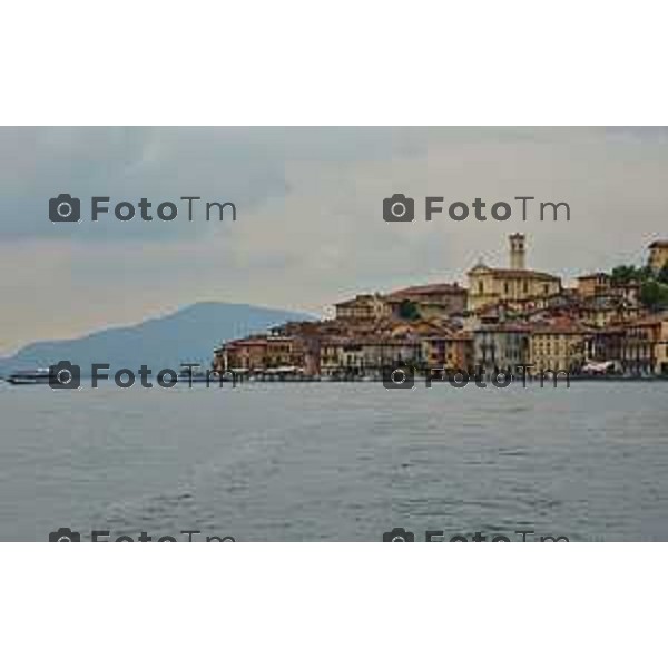 Foto Manzoni Tiziano Bergamo Italia - Cronaca - Bergamo Lago D\'Iseo Sebino Bergamo Montisola,