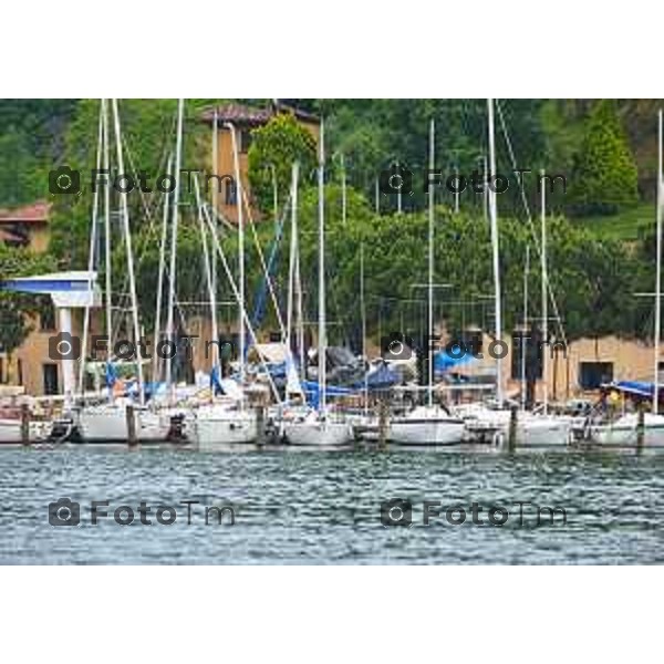 Foto Manzoni Tiziano Bergamo Italia - Cronaca - Bergamo Lago D\'Iseo >Sebino Bergamo e Brescia Iseo, Predore Montisola, Loreto e San Paolo