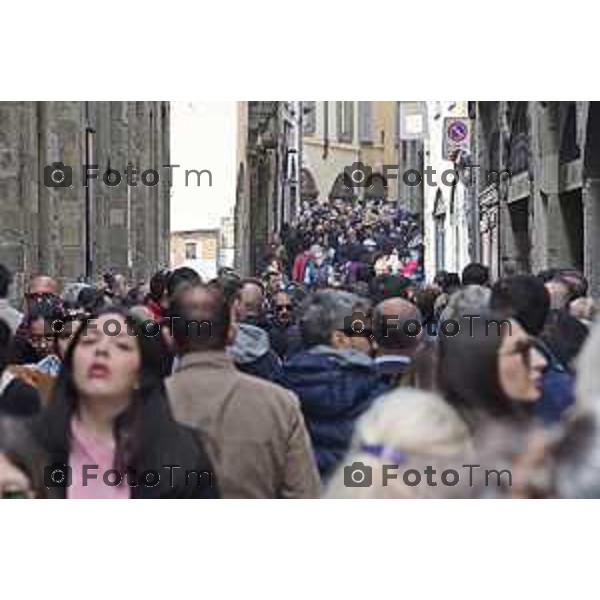 Tiziano Manzoni - LaPresse, Cronaca Italia 10-04-2023 bergamo alta lunedi dell\'angelo