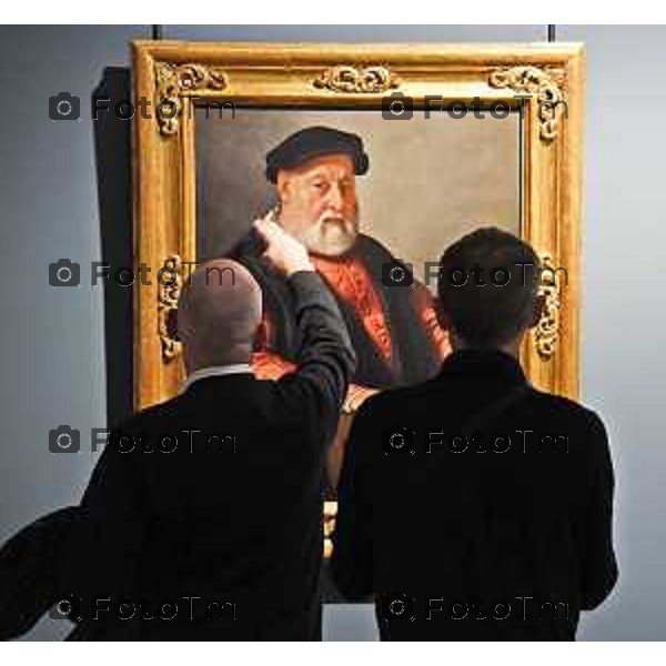 Foto Manzoni Tiziano/LaPresse 11-04-2023 Bergamo Italia - Cronaca - Bergamo Ritratto di un podestà di Giovan Battista Moroni torna in Accademia Carrara, il museo che raccoglie il più importante corpus di opere dell’autore, a seguito del restauro realizzato grazie al sostegno dell\'Ospedale Papa Giovanni XXIII, che restituisce piena leggibilità e cromia al dipinto.