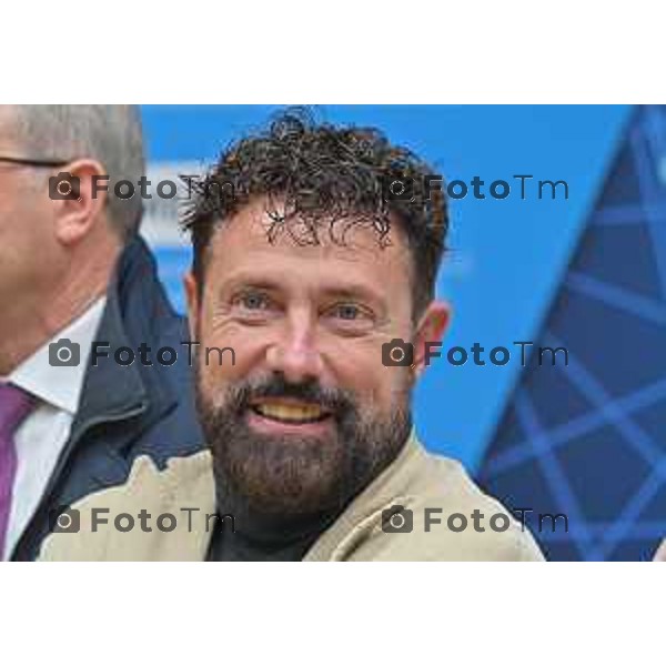 Foto Manzoni Tiziano/LaPresse 21-04-2023Bergamo Italia - Cronaca - Bergamo inaugurazione 64^ Fiera dei Librai in programma nella tensostruttura collocata sul Sentierone di Bergamo. Paolo Franco