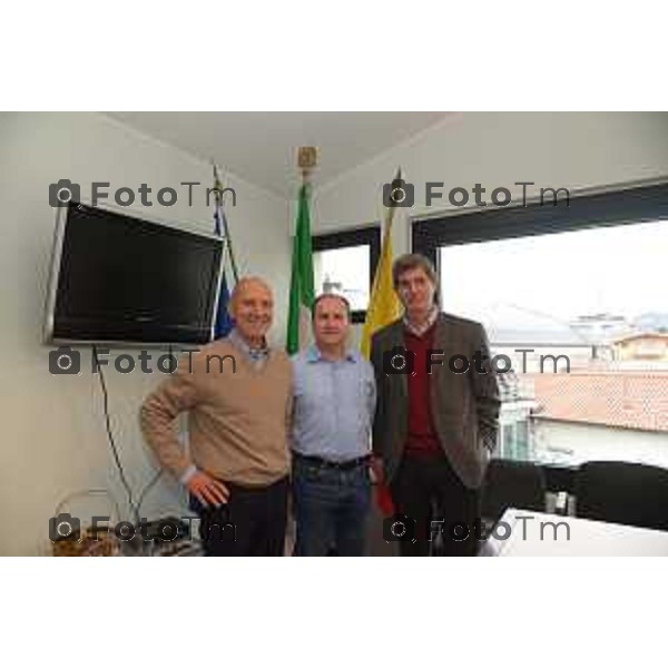 Bergamo Sede sindacato Cisl Via carnovali nella foto da sx Rota Samuele- Meloni Giacomo- Piccinini Ferdinando Cisl foto Tiziano Manzoni-fotogramma Bergamo